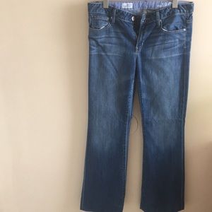 GAP Long and Lean medium wash jeans * hemmed *